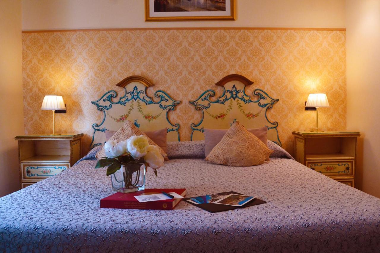 Venice Lion Residence - Vespucci Mestre Zewnętrze zdjęcie A bedroom at the hotel